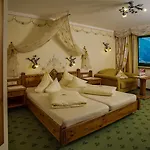 Hotel Alpenschlössl 4*