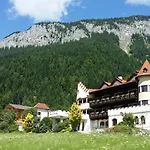 Alpenschlössl Hotel 4*