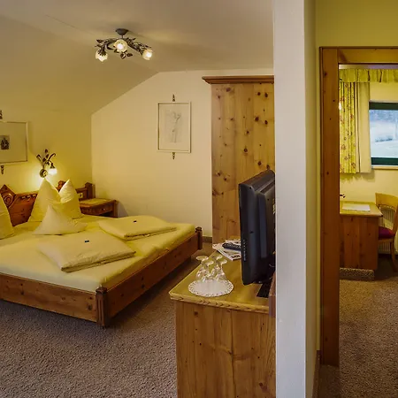 Alpenschloessl Hotel Soll
