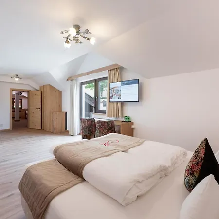 Alpenschloessl Hotel Soll