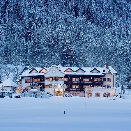 Alpenschloessl Söll