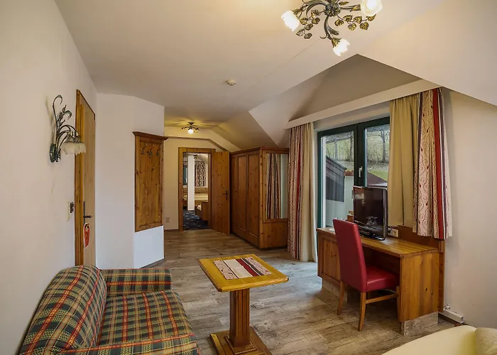 Hotel Alpenschloessl 4*